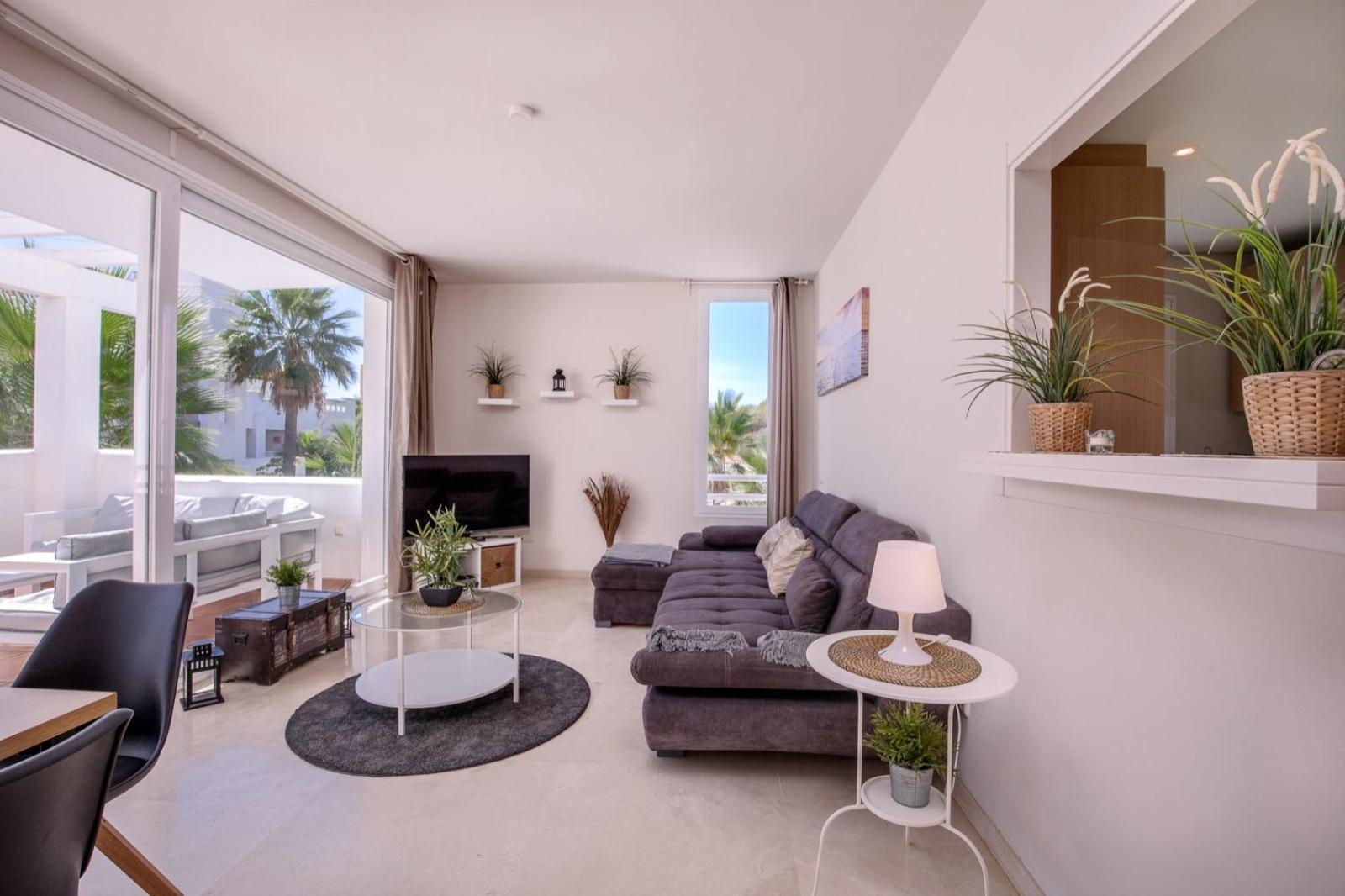 Alcazaba Lagoon Estepona Golf Apartment Bagian luar foto