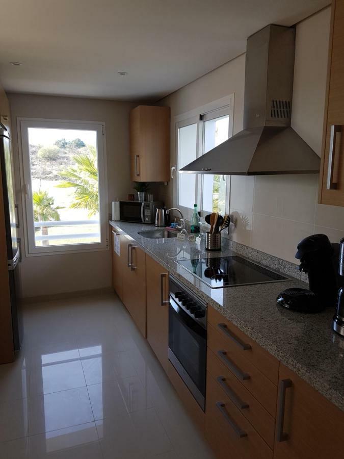 Alcazaba Lagoon Estepona Golf Apartment Bagian luar foto