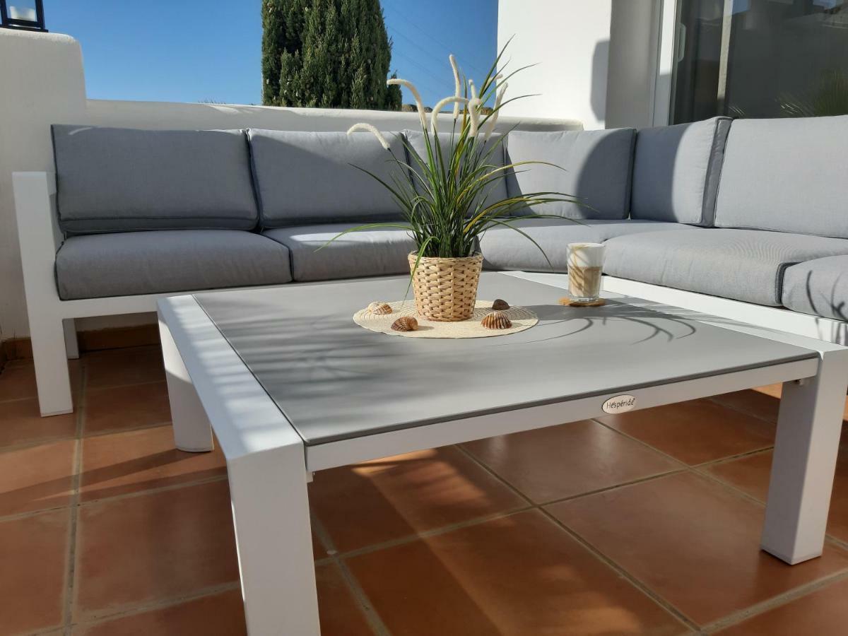 Alcazaba Lagoon Estepona Golf Apartment Bagian luar foto