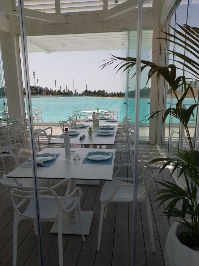 Alcazaba Lagoon Estepona Golf Apartment Bagian luar foto